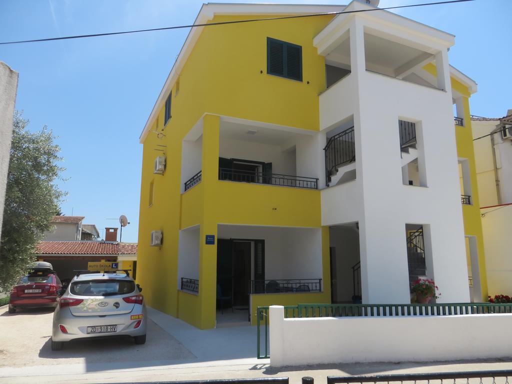 Apartments Luka Pakoštane Exterior foto