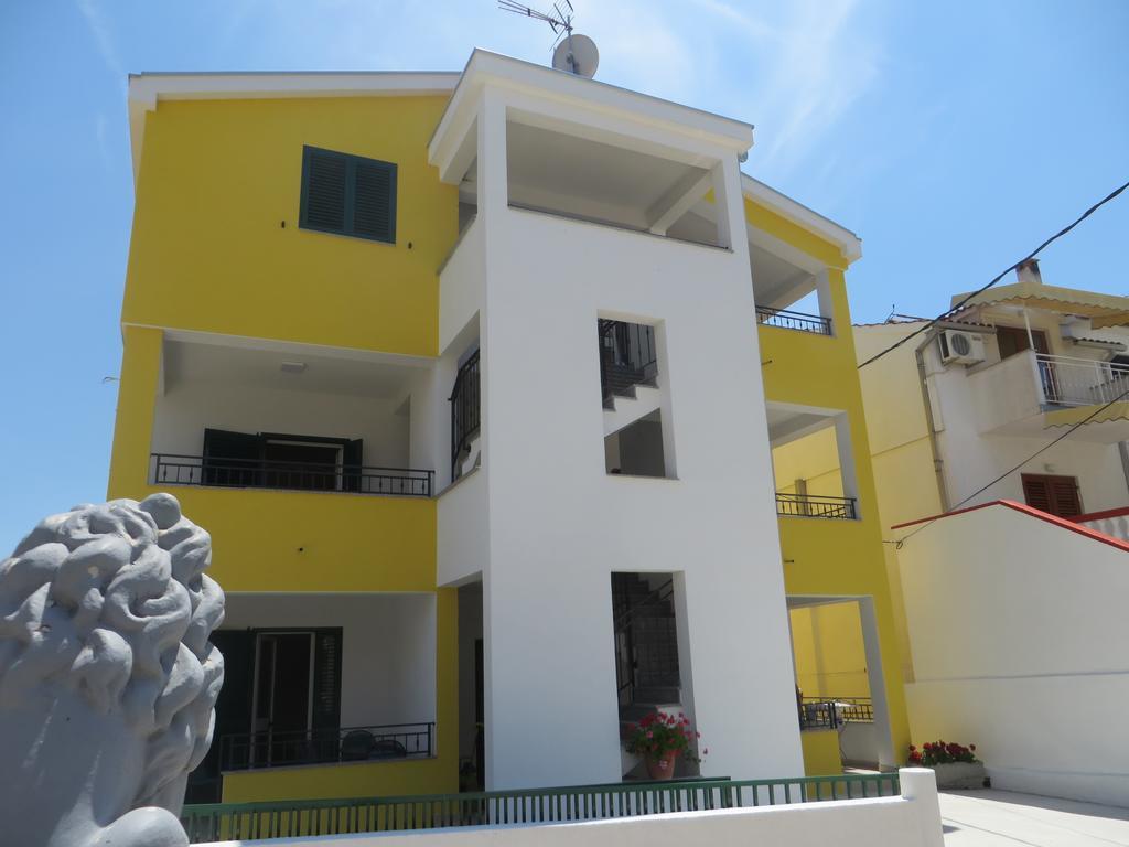 Apartments Luka Pakoštane Exterior foto